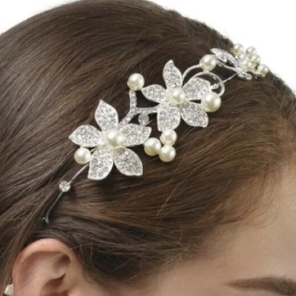 New Beautiful wire/ribbon hair accessory//headband - Picture 11 of 12